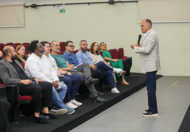 Prefeitura de Manaus realiza encontro de ‘Fortalecimento da Ouvidoria Setorial da Semed e Apresentação do Sistema Municipal de Ouvidorias’