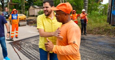 Prefeito Renato Junior fiscaliza serviços no ramal do Brasileirinho e anuncia três semanas de tapa-buracos para recuperar o trecho