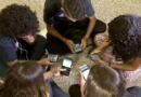 Plataformas acessadas por crianças e adolescentes precisam publicar relatório de transparência