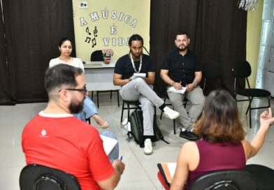 Ministério da Saúde conhece ações da prefeitura para atenção à população indígena em visita à Caps AD