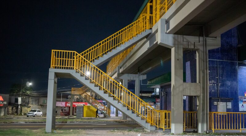 Prefeitura de Manaus revitaliza passarela da avenida Max Teixeira e amplia pacote de modernização da infraestrutura viária