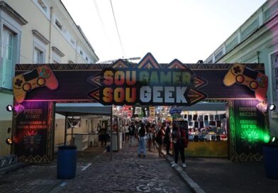 Prefeitura impulsiona economia solidária e criativa no segundo dia de SouGamer e SouGeek no ‘#SouManaus 2026’