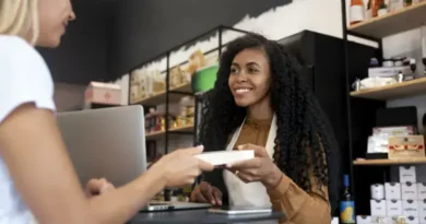 Emprego formal é tendência e mulheres empreendedoras contratam mais que os homens