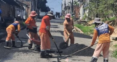 Prefeitura de Manaus reforça infraestrutura da comunidade Campos Sales e melhora trafegabilidade no bairro Tarumã