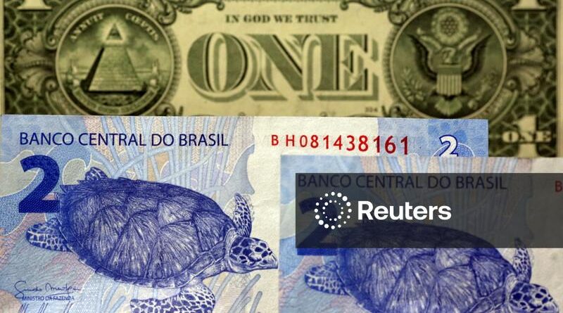 Dólar à vista fecha em baixa de 0,08%, a R$5,1040 na venda
