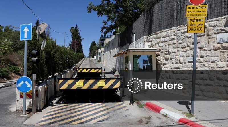 Conselheiro de segurança do Reino Unido vai a Israel para manter consulado aberto em Jerusalém, dizem fontes