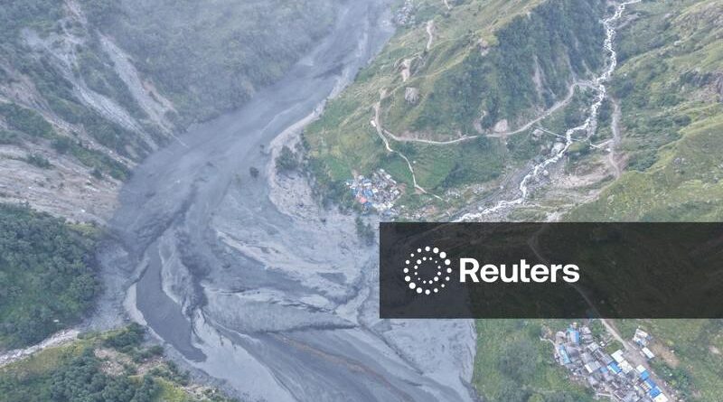 Nepal pede que moradores deixem região após enchente causada por deslizamento; 5 pessoas estão desaparecidas
