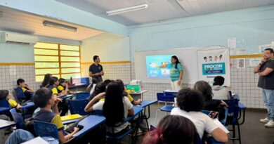Prefeitura de Manaus leva educação para o consumo a mais de 60 estudantes de escola municipal na zona Norte Prefeitura de Manaus leva educação para o consumo a mais de 60 estudantes de escola municipal na zona Norte