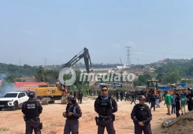 CHORO, BOMBAS E BALAS DE BORRACHA: reintegração termina em caos e desespero no Santa Etelvina