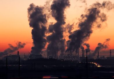 Super-ricos geram mais poluição e lucram com desastres climáticos