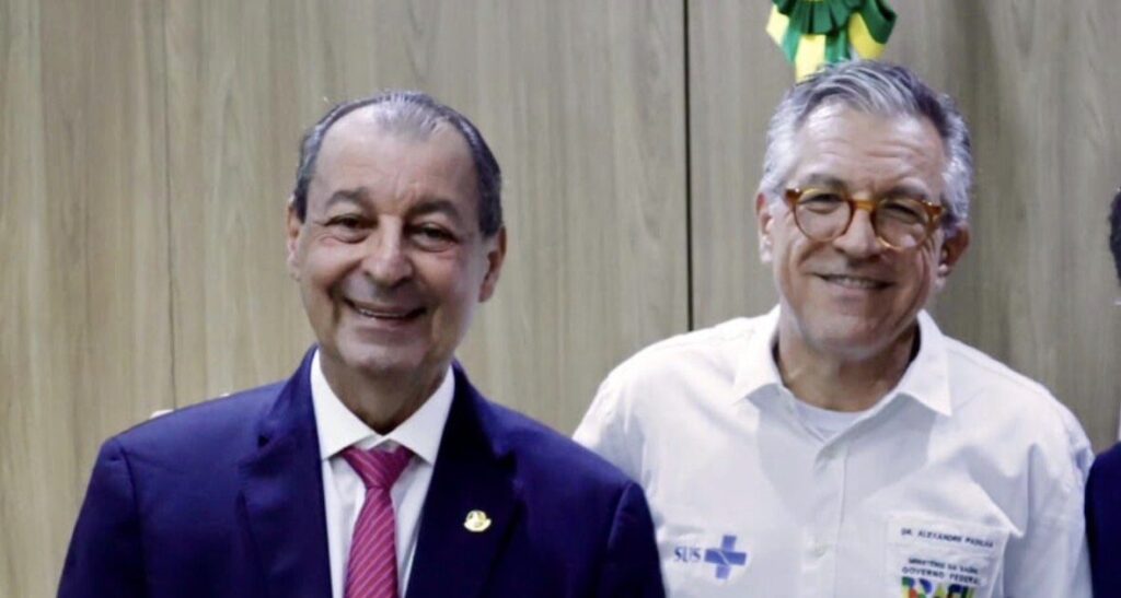Omar Aziz se reúne com ministro da Saúde e promete reduzir fila do Sisreg em 100 dias