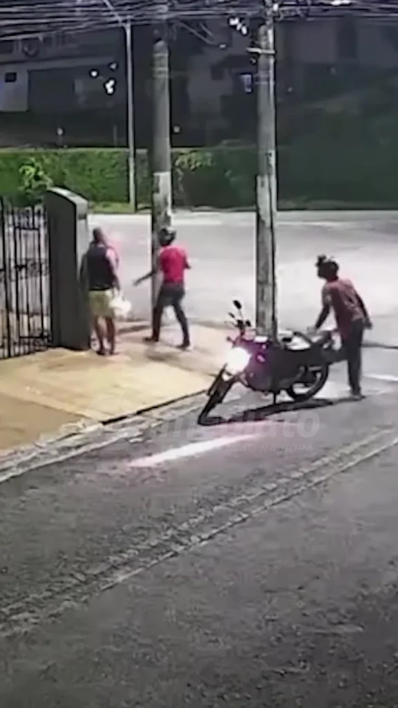 FLAGRANTE | Dois homens são assaltados em frente a suas casas em bairro reduto da Aeronáutica