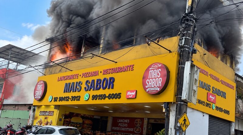 Incêndio em lanchonete assusta moradores do bairro Betânia, na zona sul de Manaus