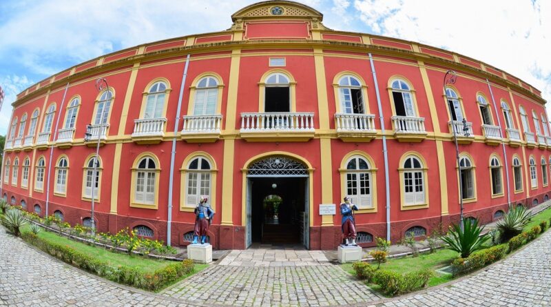 Feriado prolongado altera funcionamento do Teatro Amazonas, museus e espaços culturais em Manaus